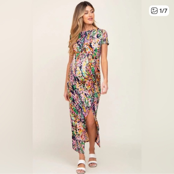 Pink Blush Maternity Dress - Picture 4 of 4